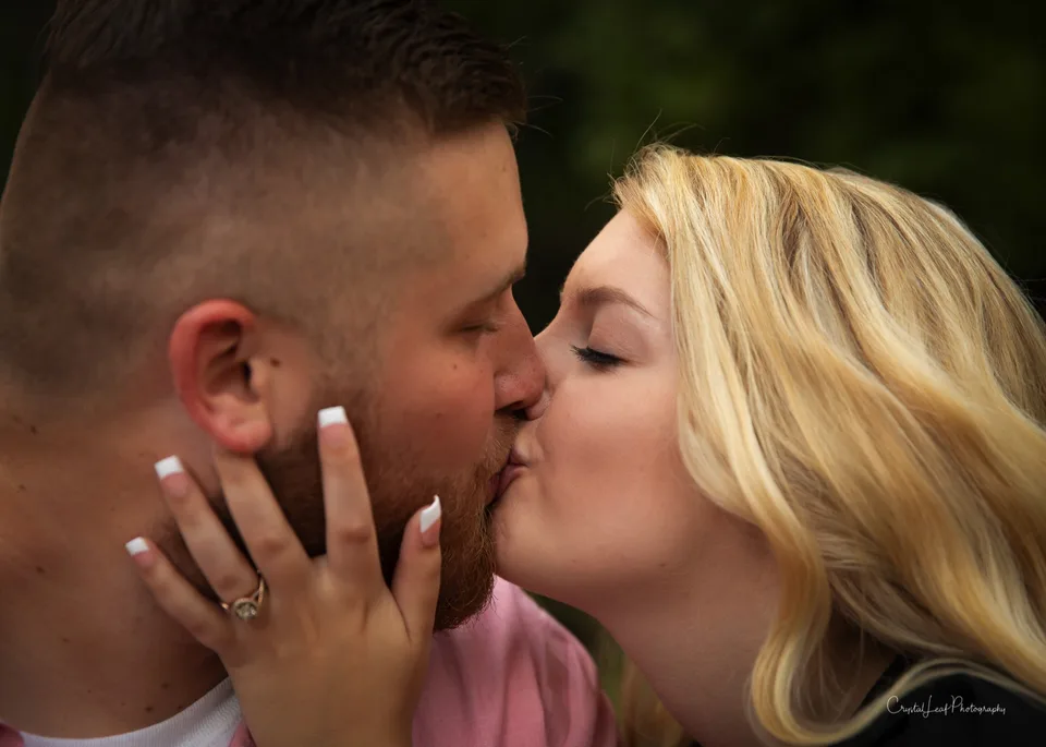 Engagement photography by Crystal Leaf Photography, North Ogden, Utah
